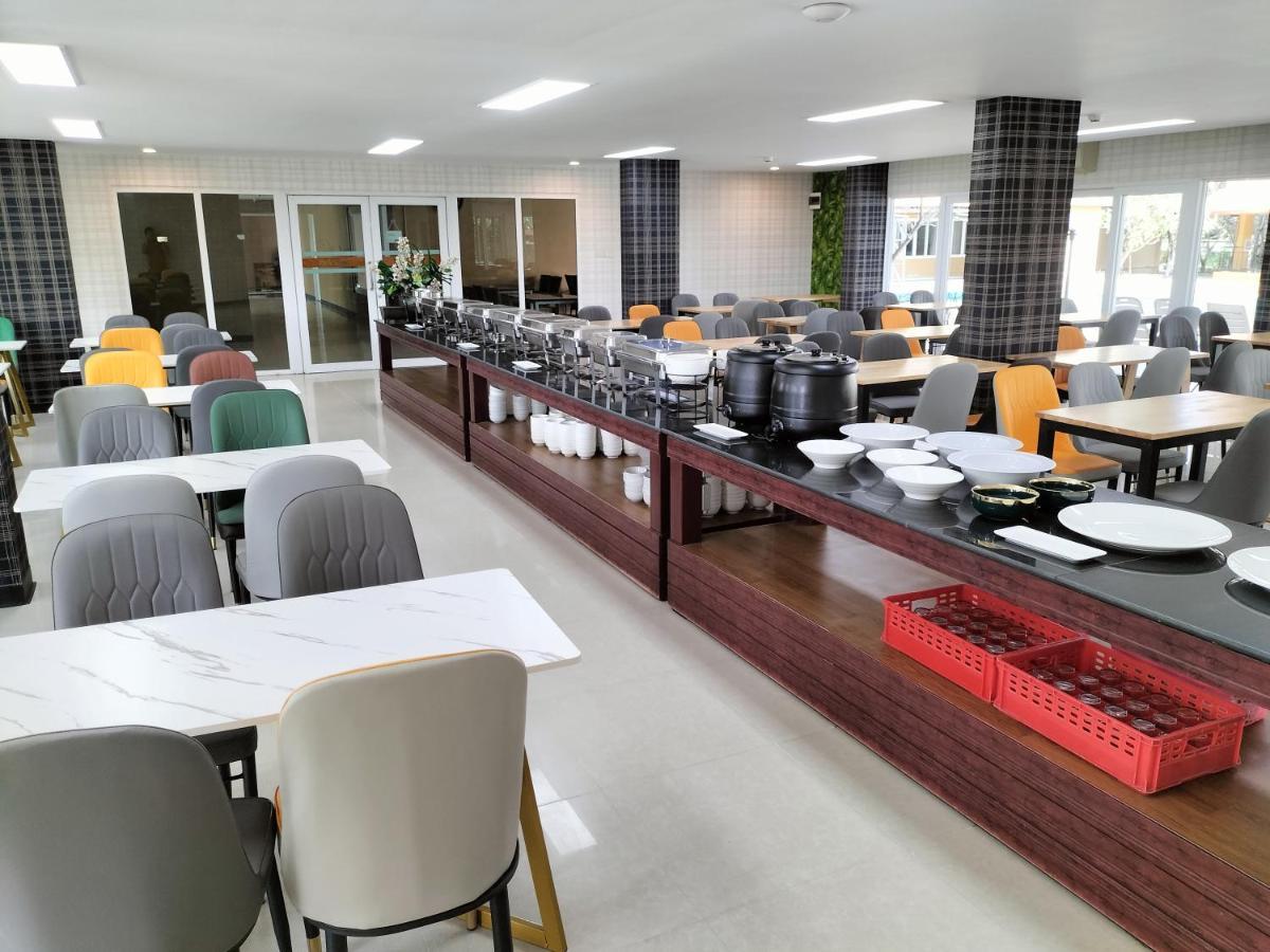 H2Do Hotel Ban Khlong Sanam Phli Kültér fotó