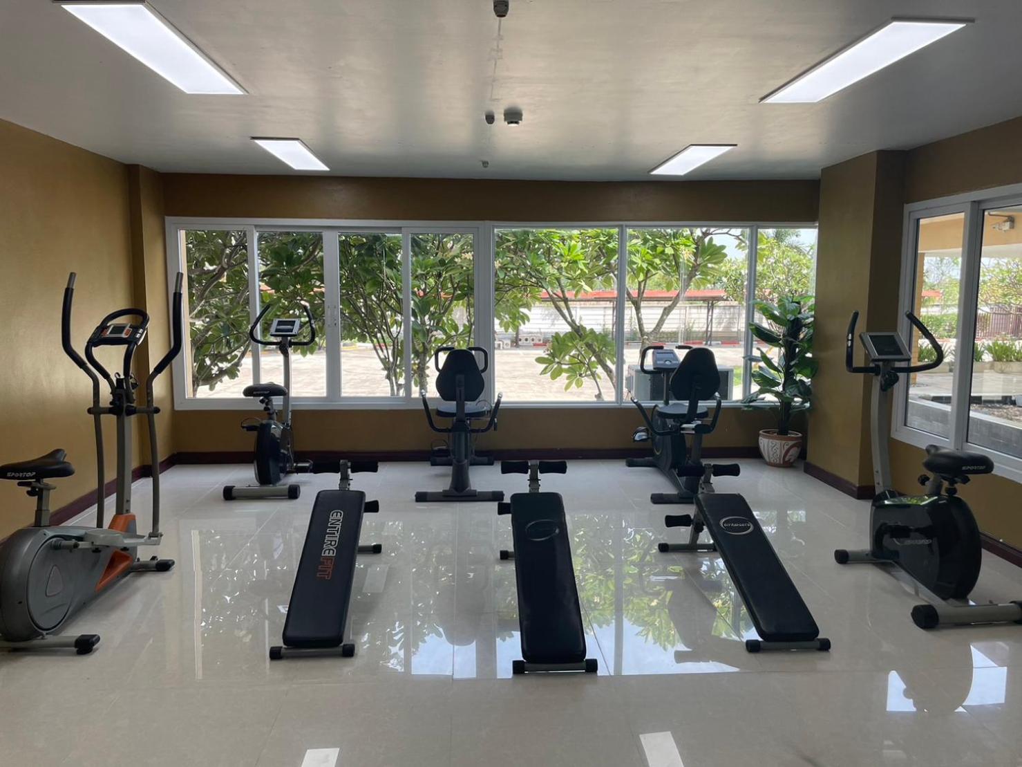 H2Do Hotel Ban Khlong Sanam Phli Kültér fotó