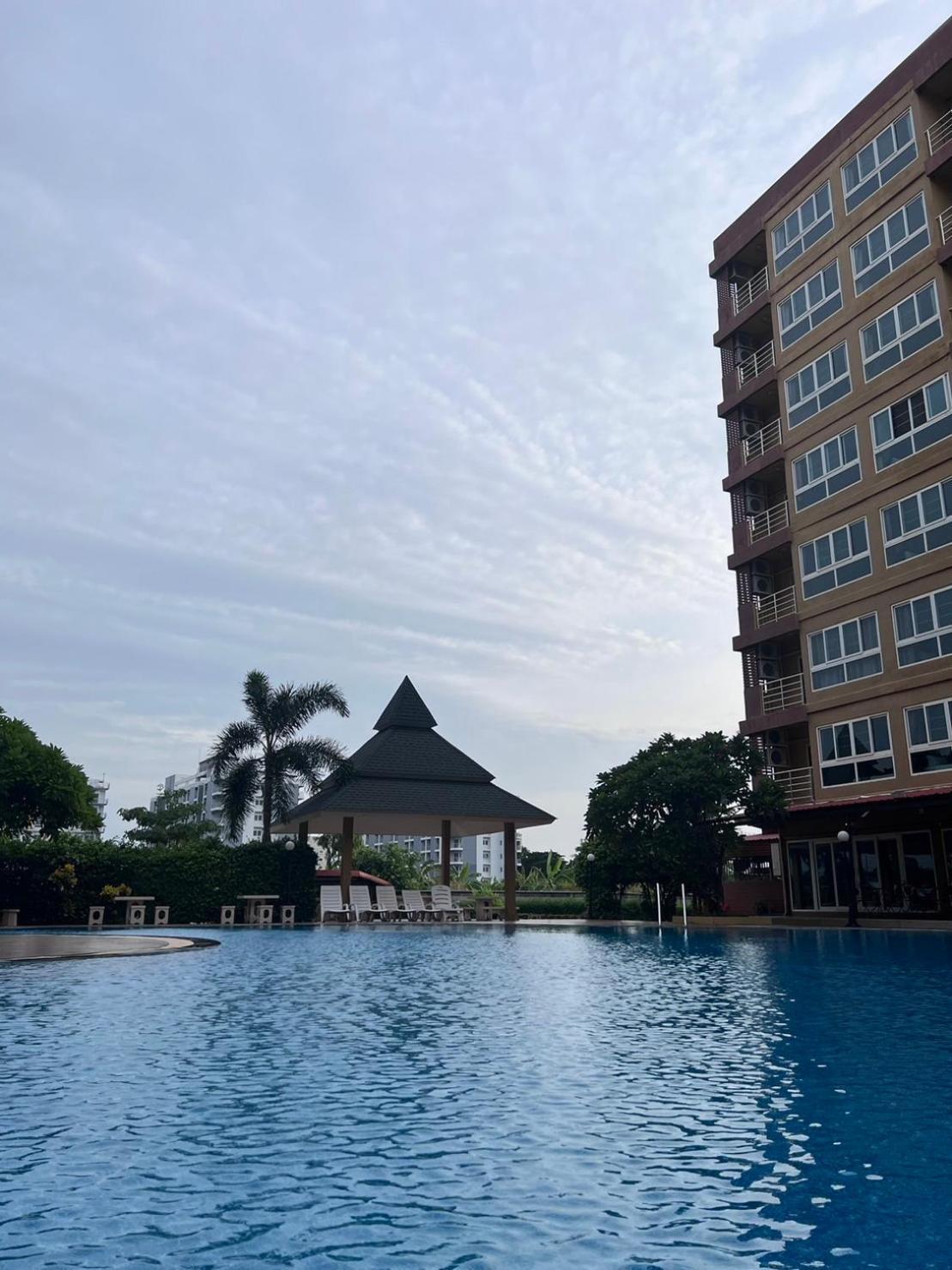 H2Do Hotel Ban Khlong Sanam Phli Kültér fotó